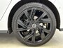 Volkswagen Golf 1.5 eTSI R-LINE | PANORAMADAK | BLACK OPTIEK | 18 INCH LICHTMETALEN VELGEN | STUUR & STOELVERWARMING | DODE HOEK ASSISTENTIE | APPLE CAR PLAY