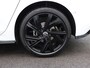 Volkswagen Golf 1.5 eTSI R-LINE | PANORAMADAK | BLACK OPTIEK | 18 INCH LICHTMETALEN VELGEN | STUUR & STOELVERWARMING | DODE HOEK ASSISTENTIE | APPLE CAR PLAY