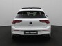 Volkswagen Golf 1.5 eTSI R-LINE | PANORAMADAK | BLACK OPTIEK | 18 INCH LICHTMETALEN VELGEN | STUUR & STOELVERWARMING | DODE HOEK ASSISTENTIE | APPLE CAR PLAY