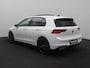 Volkswagen Golf 1.5 eTSI R-LINE | PANORAMADAK | BLACK OPTIEK | 18 INCH LICHTMETALEN VELGEN | STUUR & STOELVERWARMING | DODE HOEK ASSISTENTIE | APPLE CAR PLAY