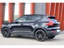 Volvo XC40 T4 Recharge Black Edition | Stoelverwarming | Trekhaak | Parkeercamera | H/K | Keyless