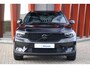 Volvo XC40 T4 Recharge Black Edition | Stoelverwarming | Trekhaak | Parkeercamera | H/K | Keyless