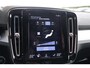 Volvo XC40 T4 Recharge Black Edition | Stoelverwarming | Trekhaak | Parkeercamera | H/K | Keyless