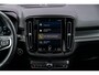 Volvo XC40 Plug-in Hybrid T5 R-Design | Trekhaak | Panoramadak | 20 inch velgen | 360 camera | Stoel- en stuurverwarming | Harman Kardon audio | Verwarmbare voorruit | Adaptive cruise control | Actieve LED koplampen | Elektrische stoelverstelling | Getint glas | Navigatie | Apple Carplay / Android Auto | Draadloze telefoonlader | LED mistlampen |