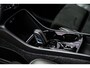 Volvo XC40 Plug-in Hybrid T5 R-Design | Trekhaak | Panoramadak | 20 inch velgen | 360 camera | Stoel- en stuurverwarming | Harman Kardon audio | Verwarmbare voorruit | Adaptive cruise control | Actieve LED koplampen | Elektrische stoelverstelling | Getint glas | Navigatie | Apple Carplay / Android Auto | Draadloze telefoonlader | LED mistlampen |