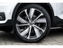 Volvo XC40 Plug-in Hybrid T5 R-Design | Trekhaak | Panoramadak | 20 inch velgen | 360 camera | Stoel- en stuurverwarming | Harman Kardon audio | Verwarmbare voorruit | Adaptive cruise control | Actieve LED koplampen | Elektrische stoelverstelling | Getint glas | Navigatie | Apple Carplay / Android Auto | Draadloze telefoonlader | LED mistlampen |