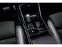 Volvo XC40 Plug-in Hybrid T5 R-Design | Trekhaak | Panoramadak | 20 inch velgen | 360 camera | Stoel- en stuurverwarming | Harman Kardon audio | Verwarmbare voorruit | Adaptive cruise control | Actieve LED koplampen | Elektrische stoelverstelling | Getint glas | Navigatie | Apple Carplay / Android Auto | Draadloze telefoonlader | LED mistlampen |