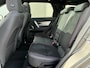 Land Rover Discovery Sport P300e 1.5 R-Dynamic HSE / Dealer Onderhouden / NL auto / Afneembare Trekhaak (1.600KG) / PHEV / AWD / All-Season Banden / Achteruitrijcamera / Adaptieve Cruise Control / MERIDIAN Audio /