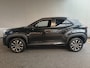 Toyota Yaris Cross 1.5 Hybrid 115 First Edition Rijklaar + fabrieksgarantie Henk Jongen Auto's in Helmond,  al 50 jaar service zoals 't hoort!