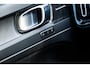 Volvo XC40 Plug-in Hybrid T5 Plus Dark | Facelift | Lederen bekleding | 19 inch velgen | Stoel- en stuurverwarming | Harman Kardon audio | Verwarmbare voorruit | Getint glas | Navigatie | Apple Carplay / Android Auto |