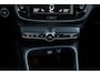 Volvo XC40 Plug-in Hybrid T5 Plus Dark | Facelift | Lederen bekleding | 19 inch velgen | Stoel- en stuurverwarming | Harman Kardon audio | Verwarmbare voorruit | Getint glas | Navigatie | Apple Carplay / Android Auto |