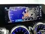 Mercedes-Benz GLB 200 Business Solution AMG(Dealer onderhoud, Trekhaak, Sfeerverlichting, Navi, Camera, Parkeerhulp, StoelV, Etc)