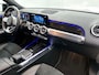 Mercedes-Benz GLB 200 Business Solution AMG(Dealer onderhoud, Trekhaak, Sfeerverlichting, Navi, Camera, Parkeerhulp, StoelV, Etc)