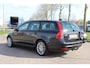 Volvo V50 2.4 Momentum automaat nap leder trekhaak