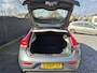 Volvo V40 2.0 D4 Summum Business Navi Clima Cruise Leer Afn. Trekhaak 2 sets velgen 16" & 18"