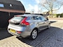 Volvo V40 2.0 D4 Summum Business Navi Clima Cruise Leer Afn. Trekhaak 2 sets velgen 16" & 18"