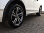 Volkswagen Tiguan 1.4 TSI eHybrid R-Line Business+ 245PK DSG | Leer | LED Matrix | Trekhaak | Panoramadak | Camera | Keyless | Stoelverwarming