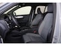 Volvo XC40 T5 Recharge Plus Dark - IntelliSafe Assist - 360º Camera - Harman/Kardon audio - Verwarmde voorstoelen & stuur - Parkeersensoren voor & achter - Elektr. bedienb. voorstoelen met geheugen links - Draadloze tel. lader - Extra getint glas - 19' LMV