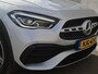 Mercedes-Benz GLA 250 e AMG Line Automaat / Dealer onderhouden / Accu SOH 98,51% / Glazen schuif- en kanteldak / Trekgewicht 1800 kg / Stoelverwarming / Achteruitrijcamera / Elektrische achterklep / Cruise control / Draadloze telefoon lader / Keyless Entry/Start /