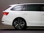 Skoda Octavia Combi 1.0 e-TSI Sport Business (TREKHAAK, SFEERVERLICHTING, DIGITAL COCKPIT, APPLE CARPLAY, SPORTSTOELEN, CRUISE)