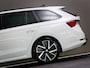 Skoda Octavia Combi 1.0 e-TSI Sport Business (TREKHAAK, SFEERVERLICHTING, DIGITAL COCKPIT, APPLE CARPLAY, SPORTSTOELEN, CRUISE)