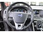 Volvo XC60 T5 FWD Summum | Voorstoelen verw. | BLIS | R- Design | Trekhaak | Cruise control adapt. | Navigatie | Achteruitrij Camera |