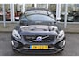 Volvo XC60 T5 FWD Summum | Voorstoelen verw. | BLIS | R- Design | Trekhaak | Cruise control adapt. | Navigatie | Achteruitrij Camera |