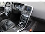 Volvo XC60 T5 FWD Summum | Voorstoelen verw. | BLIS | R- Design | Trekhaak | Cruise control adapt. | Navigatie | Achteruitrij Camera |