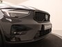 Volvo XC40 B4 AUT(7) BLACK EDITION SCHUIFDAK 360GR 20INCH H/K AUDIO