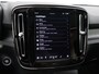 Volvo XC40 B4 AUT(7) BLACK EDITION SCHUIFDAK 360GR 20INCH H/K AUDIO