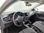 Volkswagen Polo 1.0 TSI Highline | 95 PK | Climatronic (Automatische Airco) | Stoelverwarming | Parkeercamera | Parkeersensoren | Carplay / Android Auto