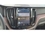 Volvo XC60 2.0 T6 Phev AWD Ultra Bright Panorama Dak - 20” Wielen - Bowers &Wilkins Audio - 360 Cam - Alarm - Climate - Privacy Glass – RC20 Interieur – Power seats met memory - Full led koplampen –Donkere hemel - Massage stoelen