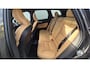 Volvo XC60 2.0 T6 Phev AWD Ultra Bright Panorama Dak - 20” Wielen - Bowers &Wilkins Audio - 360 Cam - Alarm - Climate - Privacy Glass – RC20 Interieur – Power seats met memory - Full led koplampen –Donkere hemel - Massage stoelen
