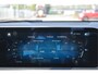 Mercedes-Benz A-klasse 220 4MATIC AMG Business191 pk 4x4 | Stoelverwarming | Widescreen | Nav | Full LED | Allweather | Netjes