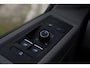 Volkswagen Transporter 2.0 TDI L2H1 30 DC Bulli Virtual, Adaptieve Cruise, Camera, Carplay, LED, Elektrische deur, Standkachel, Stoelverwarming, Trekhaak, Uniek!