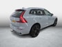 Volvo XC60 2.0 T6 Plug-in hybrid AWD Ultra Dark | Facelift | Luchtvering | Trekhaak | Stoel/stuur verwarming | Adaptieve cruise | Memory stoelen | Harman/Kardon | 360º Camera | Panorama-Schuifdak | BLIS |