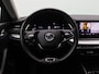 Skoda Octavia Combi 1.5 TSI First Edition 150PK DSG Pano-Schuifdak, Trekhaak, Head-Up Display, 18" LM Velgen, Side Assist, Elektr. Achterklep, Stoelverwarming, Navi