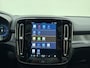 Volvo EX40 Extended Range Ultra / Nubuck / Getint Glas / Elektr. Stoelen / 360 Camera / Panoramadak / Harman&Kardon / Adapt. Cruise / BLIS / Keyless / Stoel + Stuurw. Verwarming /
