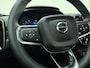 Volvo EX40 Extended Range Ultra / Nubuck / Getint Glas / Elektr. Stoelen / 360 Camera / Panoramadak / Harman&Kardon / Adapt. Cruise / BLIS / Keyless / Stoel + Stuurw. Verwarming /