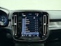 Volvo EX40 Extended Range Ultra / Nubuck / Getint Glas / Elektr. Stoelen / 360 Camera / Panoramadak / Harman&Kardon / Adapt. Cruise / BLIS / Keyless / Stoel + Stuurw. Verwarming /