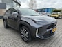 Toyota Yaris Cross HYBRID 115 FIRST EDITION STOEL/STUURVERW APPLE/ANDROID NAVI CLIMA AD-CRUISE 17” LM-VELGEN