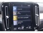 Volvo XC40 T4 Recharge Black Edition | Stoelverwarming | Trekhaak | Parkeercamera | H/K | Keyless