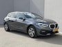 BMW 1-Serie 118i Business Edition Automaat / 1e Eigenaar / Navigatie / Camera / PDC / Apple Carplay & Android Auto / Parkeerassistent / Cruise Control / Clima / DAB / NAP /