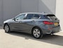 BMW 1-Serie 118i Business Edition Automaat / 1e Eigenaar / Navigatie / Camera / PDC / Apple Carplay & Android Auto / Parkeerassistent / Cruise Control / Clima / DAB / NAP /
