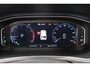 Volkswagen T-Roc 1.5 TSI Sport Business R-Line Automaat - Airco, Cruise, Panodak, Carplay, Virtual Display, PDC, Navi.