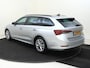 Skoda Octavia Combi 1.0 e-TSI Business Edition | Keyless | Navigatie | Elektrische achterklep | Parkeersensoren | Stoelverwarming | CarPlay | Elektrisch inklapbare buitenspiegels |