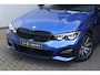 BMW 3-Serie Touring 330i High Executive / M-Sport / Adaptive cruise / Carplay