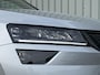 Skoda Karoq 1.5 TSI ACT Sportline Business / Nederlandse Auto / Dealer Onderhouden / All Seasonbanden / Trekhaak 1500 KG / Navigatie / Stoel- en Stuurverwarming / Adaptive Cruise Control / Voorruitverwarming / Climate Control /