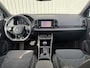 Skoda Karoq 1.5 TSI ACT Sportline Business / Nederlandse Auto / Dealer Onderhouden / All Seasonbanden / Trekhaak 1500 KG / Navigatie / Stoel- en Stuurverwarming / Adaptive Cruise Control / Voorruitverwarming / Climate Control /