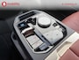BMW iX xDrive50 High Executive Sportpakket Trekhaak 2500kg | Sportpakket | Harman/Kardon Sound System | Driving Assistant | Parking Assist. Plus | DAB Radio | 360 Camera